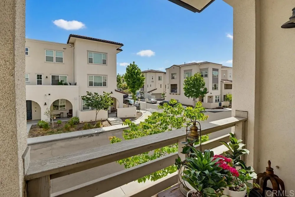 https://cdn.realtyfeed.com/cdn/127/306733461/679ba571f712efe37c54c77bde5a28b5.webp