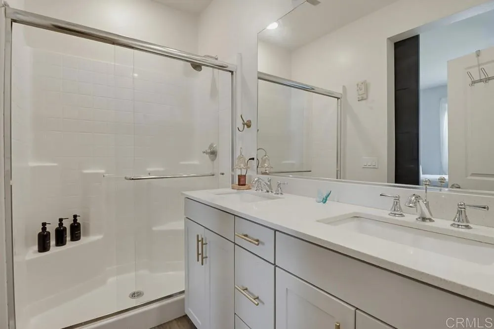 https://cdn.realtyfeed.com/cdn/127/306733461/95a06814a536d34d3b2b53998977c040.webp