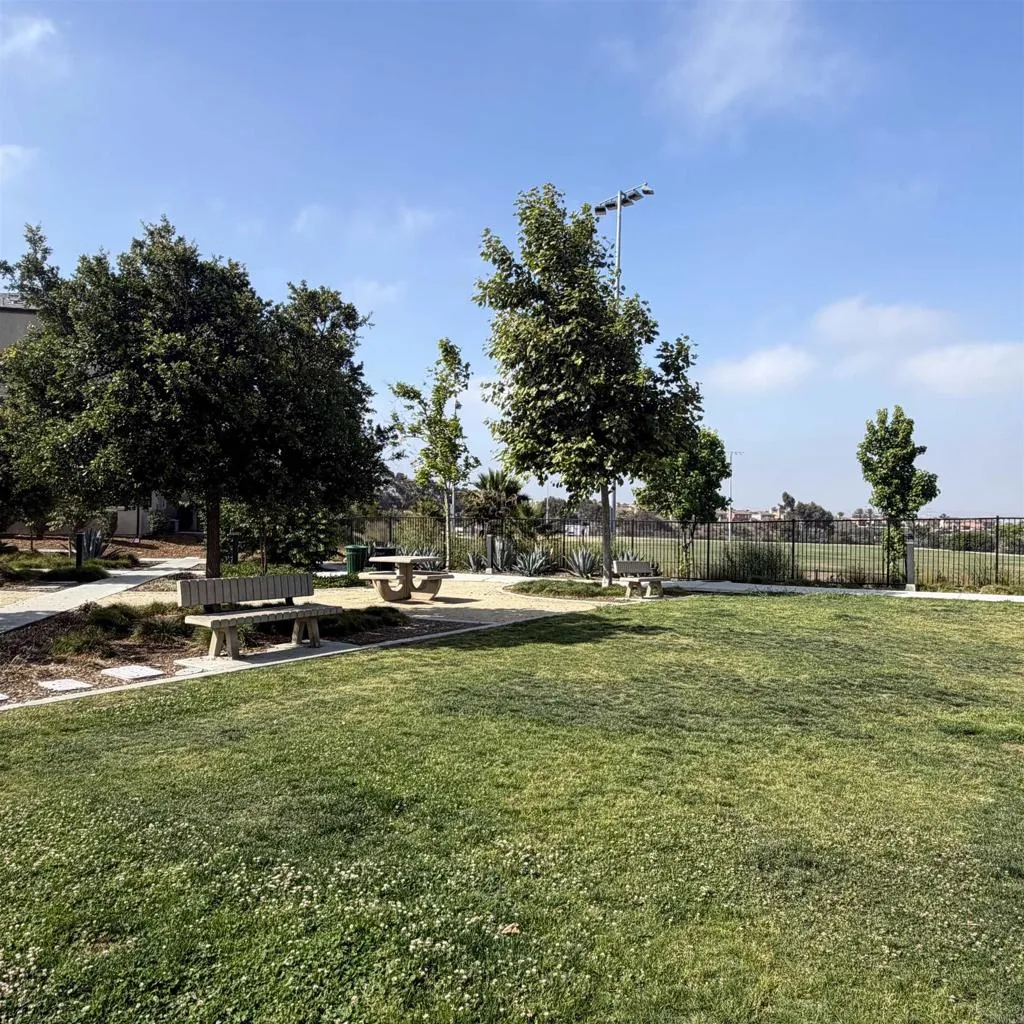 https://cdn.realtyfeed.com/cdn/127/306733461/e9382fff19c0e543e7e2681b9fc6397f.webp