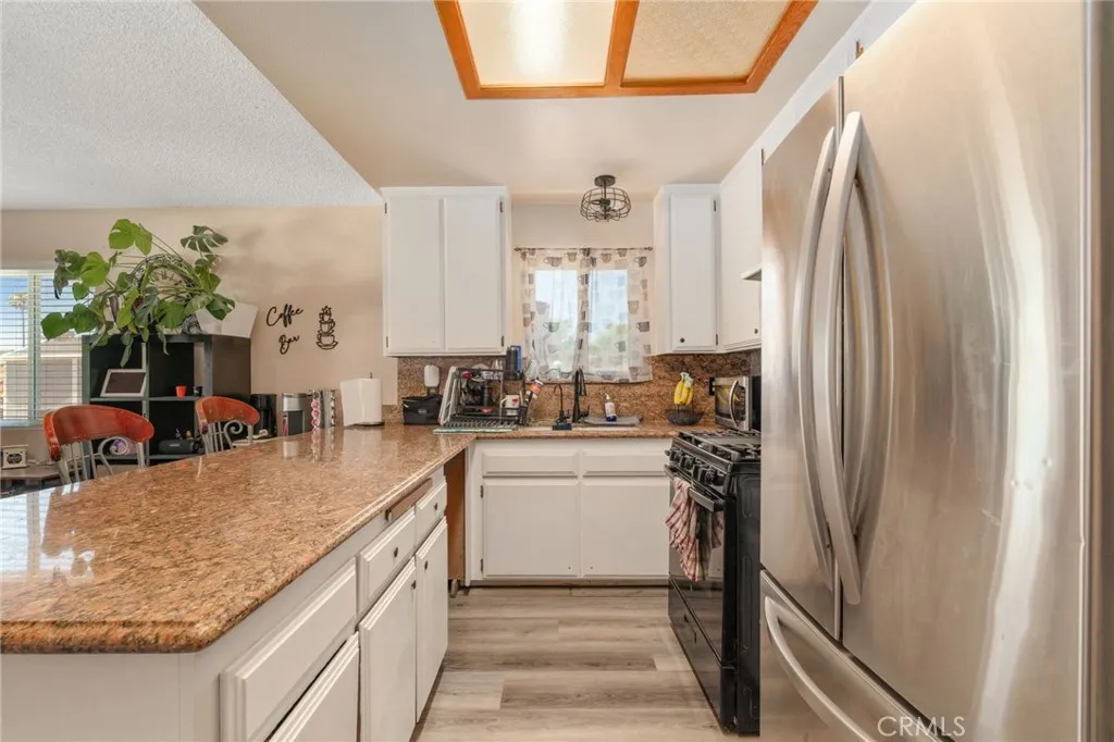 Fontana, CA 92335