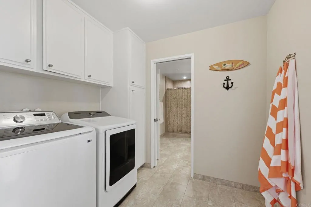 https://cdn.realtyfeed.com/cdn/127/306733485/835bfe6ac4e07025107fbf8b30e8f548.webp