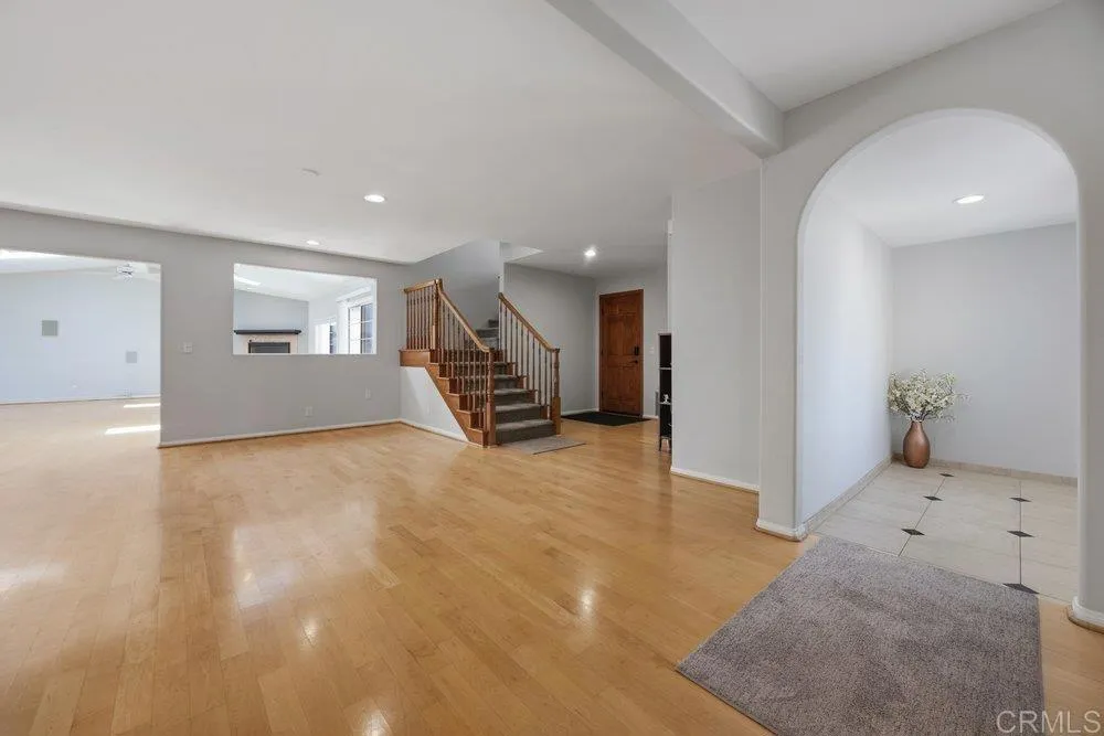 https://cdn.realtyfeed.com/cdn/127/306733550/7771c35f702ad58a71be10485e79ad02.webp