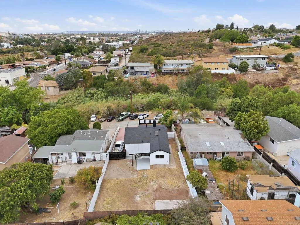 https://cdn.realtyfeed.com/cdn/127/306733551/644b935da3f5d088a54b546943b31a05.webp
