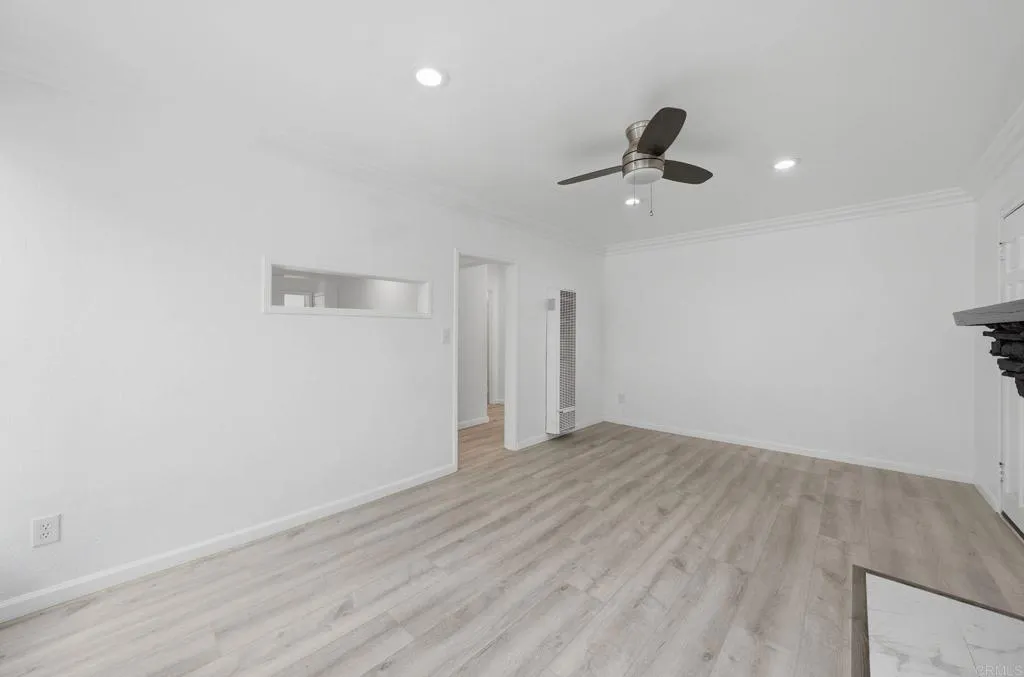https://cdn.realtyfeed.com/cdn/127/306733551/72b68b4071e0685ec8c9ad4c9c28aa99.webp