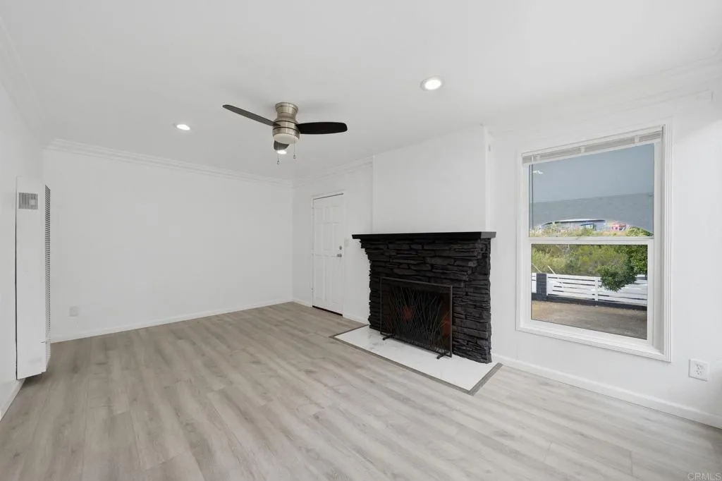 https://cdn.realtyfeed.com/cdn/127/306733551/7b078171c5f239ec1eb0d281c64d8d4c.webp
