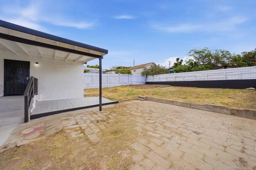 https://cdn.realtyfeed.com/cdn/127/306733551/88c7b9b1d17bbef18a76a596e120c9c0.webp