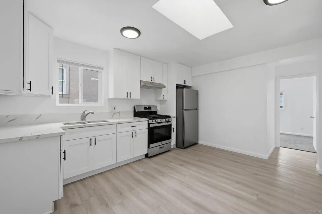 https://cdn.realtyfeed.com/cdn/127/306733551/d9ba7fa7b740e8e9360cb5b8dd20e65d.webp