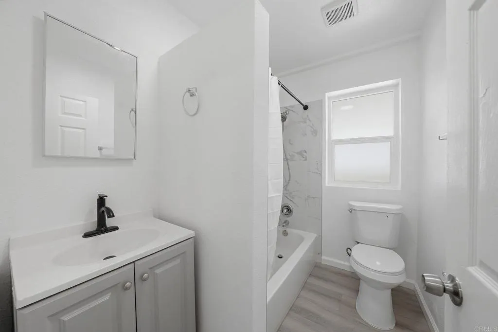 https://cdn.realtyfeed.com/cdn/127/306733551/de441a9ee910045e3cbe4429e8dc209f.webp