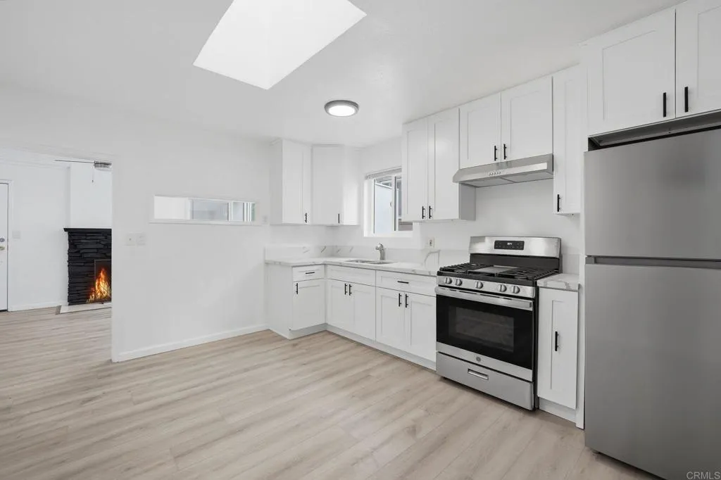 https://cdn.realtyfeed.com/cdn/127/306733551/fea48ce02c333c7f547912da7b90f82b.webp