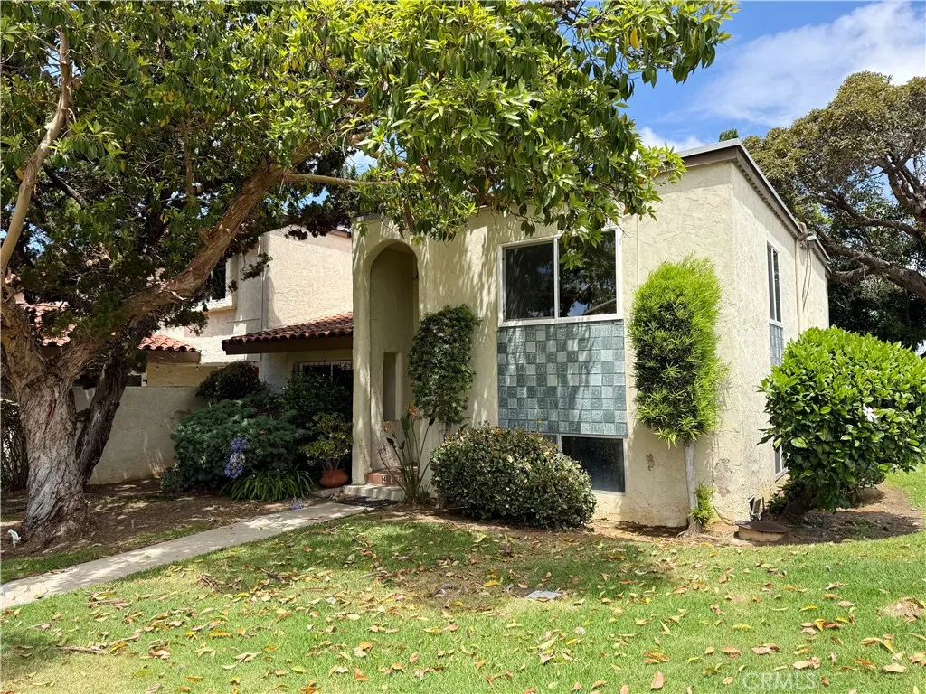 4188 Balboa