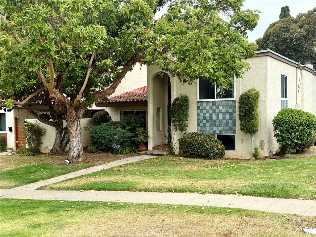4188 Balboa