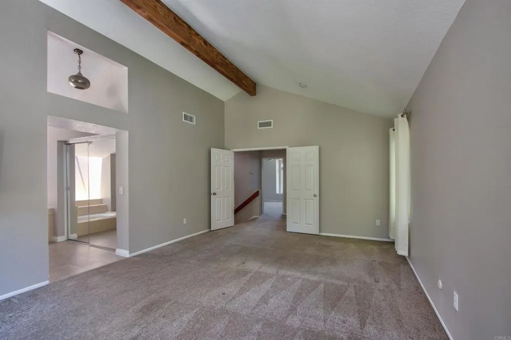 https://cdn.realtyfeed.com/cdn/127/306733631/1dbb22f5127457d45f4df8f3151d516a.webp