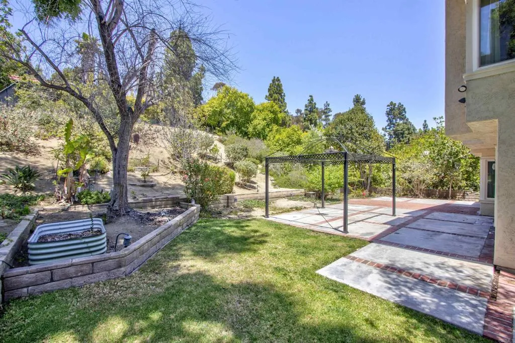 https://cdn.realtyfeed.com/cdn/127/306733631/b183999ed880fd38ab1973b6443a5b79.webp