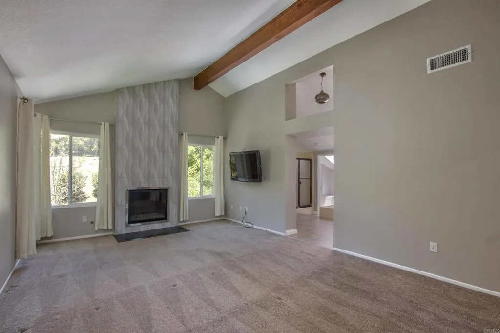https://cdn.realtyfeed.com/cdn/127/306733631/c6b15d9d0f3382adbac837aaa4189811.webp
