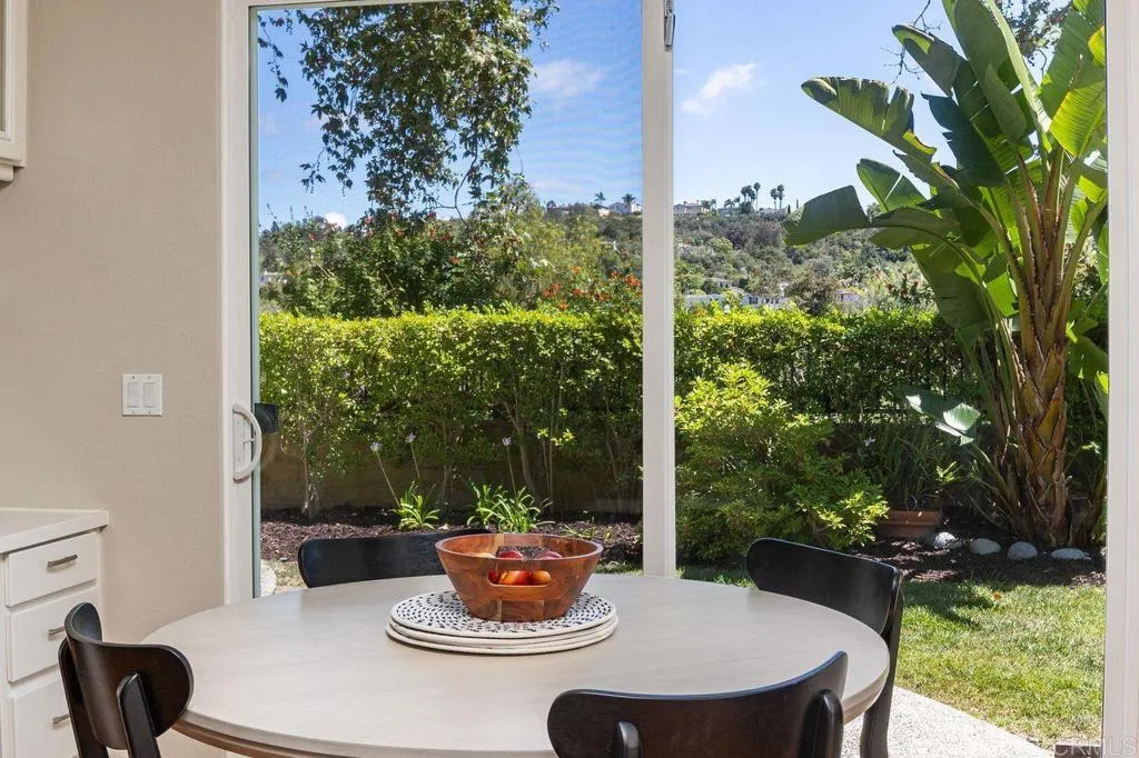 https://cdn.realtyfeed.com/cdn/127/306733663/118a33fd7de4411f949d55442137a8c4.webp