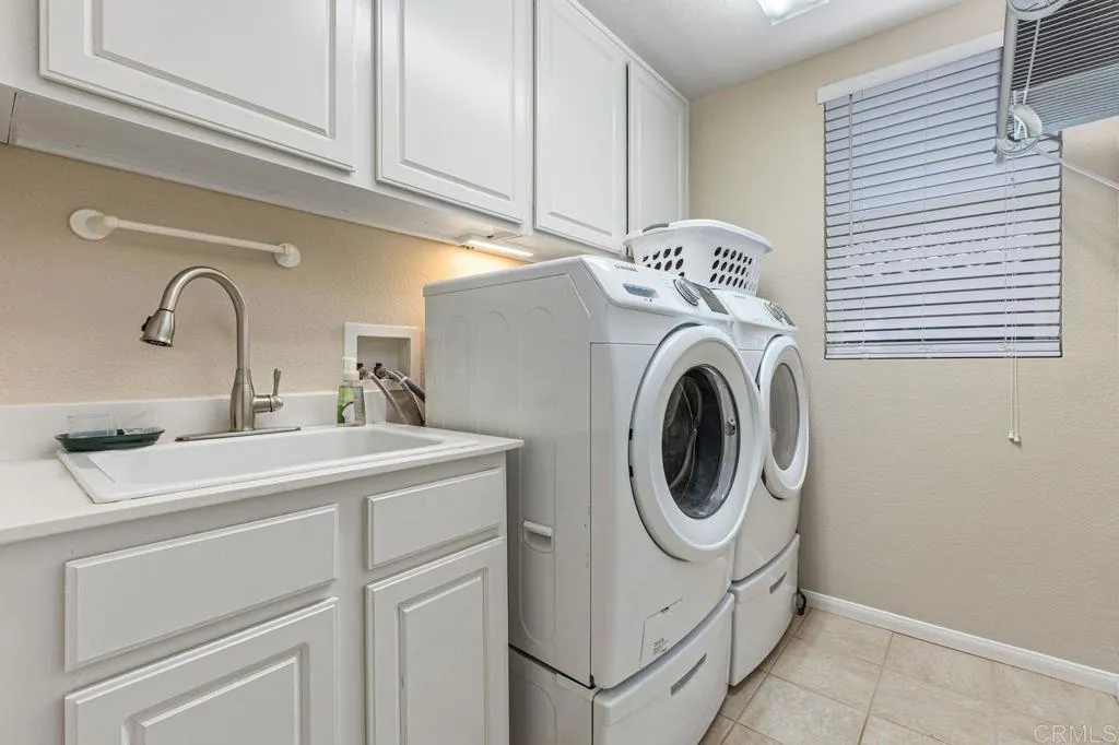https://cdn.realtyfeed.com/cdn/127/306733663/48fb955cda4e593c3b8a71accb754467.webp