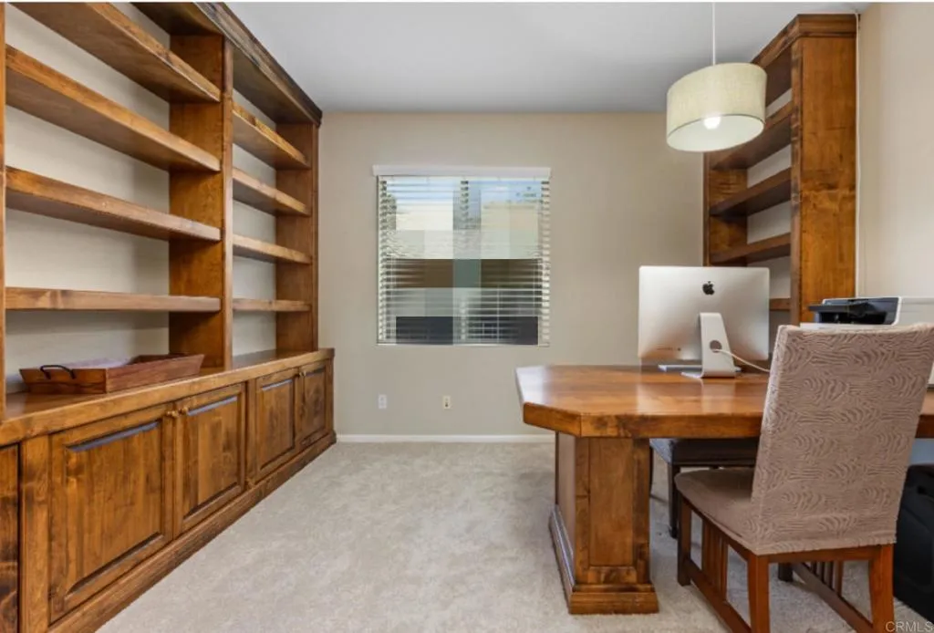 https://cdn.realtyfeed.com/cdn/127/306733663/90476cd5d2be620d41474115a338a925.webp