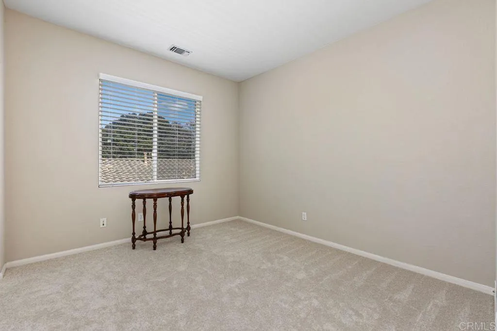 https://cdn.realtyfeed.com/cdn/127/306733663/eee419bd6a62bc4063e37185c780af87.webp