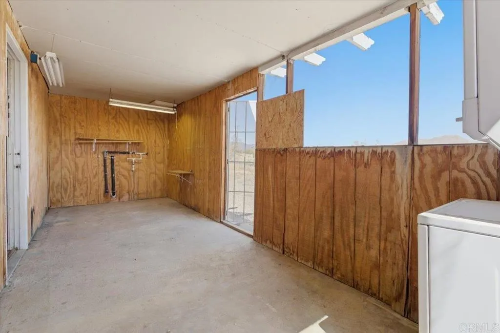 https://cdn.realtyfeed.com/cdn/127/306733719/1260aeb3af2f500522cf37006d7d94a0.webp
