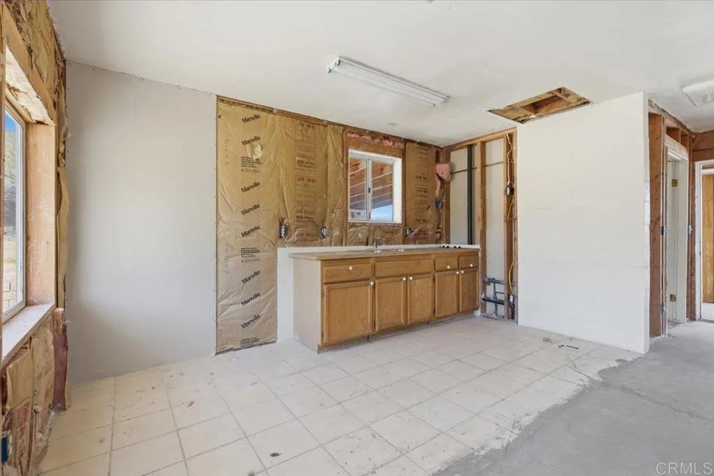 https://cdn.realtyfeed.com/cdn/127/306733719/3d49d895de042dadb6edad4ffe17d344.webp