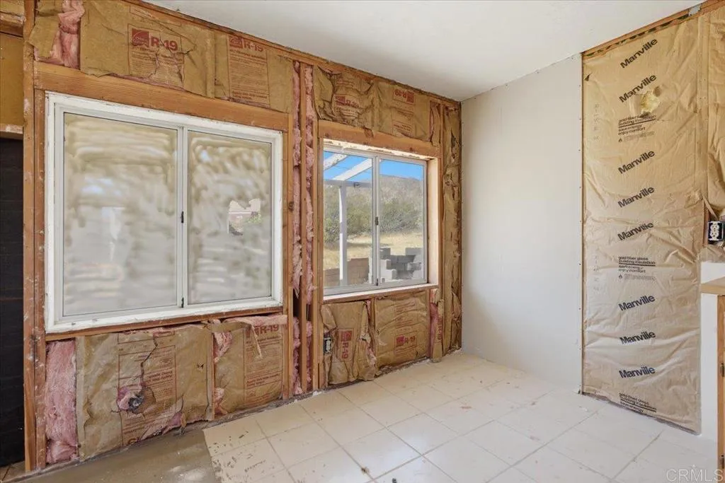 https://cdn.realtyfeed.com/cdn/127/306733719/5fb351d44f1cdb8ac58124886a74cd0e.webp