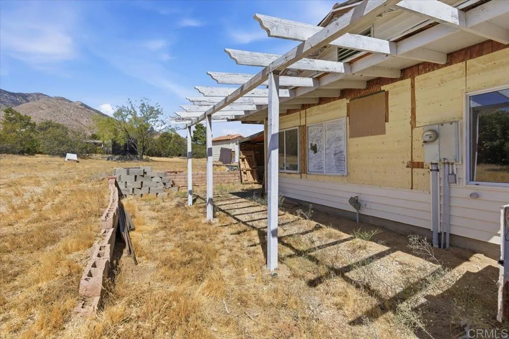 https://cdn.realtyfeed.com/cdn/127/306733719/f89842b2a4fdc9b8a69d6a5dafcef018.webp