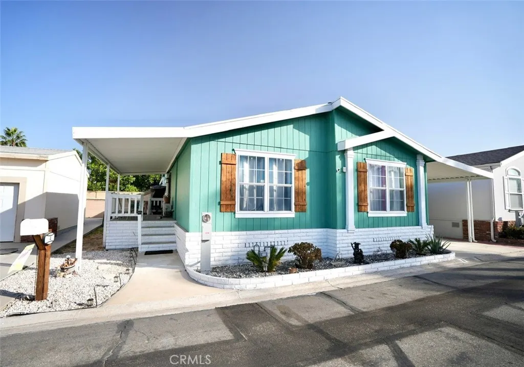 Artesia, CA 90701