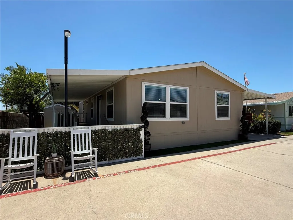 Fontana, CA 92335