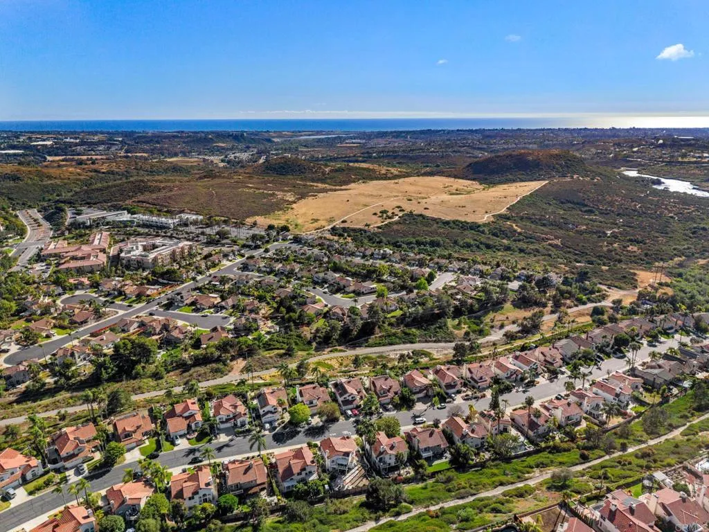 https://cdn.realtyfeed.com/cdn/127/306733825/37f981824b58de48ed3d97fe412a85d3.webp