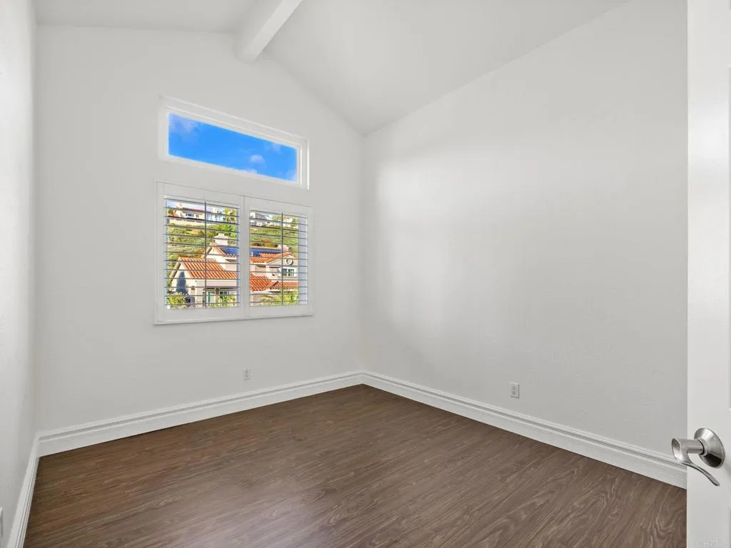 https://cdn.realtyfeed.com/cdn/127/306733825/6a7b44b7a92beec42904af1b2912e9e1.webp