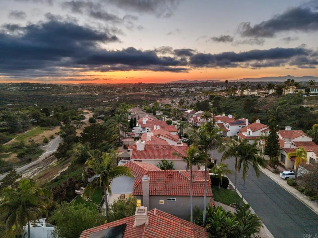 https://cdn.realtyfeed.com/cdn/127/306733825/6bbef23e02e87c9fb7caf53515a6077c.webp