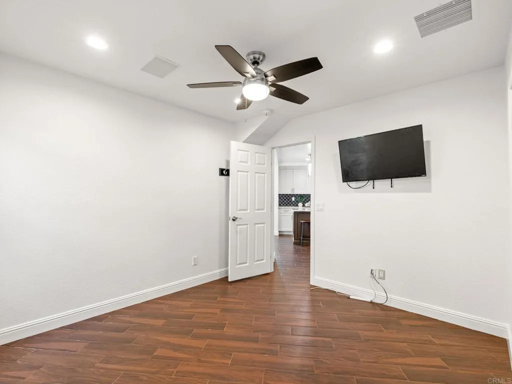 https://cdn.realtyfeed.com/cdn/127/306733825/6fb20a0a995bfff85b6e20f2f2a49321.webp