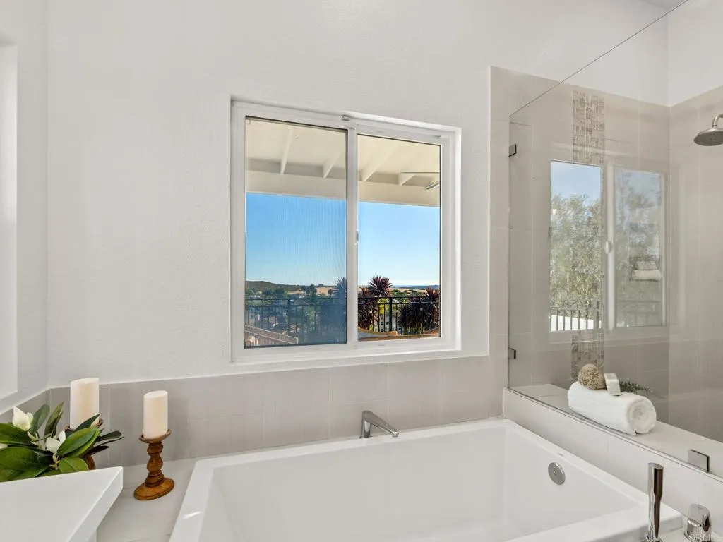 https://cdn.realtyfeed.com/cdn/127/306733825/b263d5e183252306668f2fe967608bbb.webp