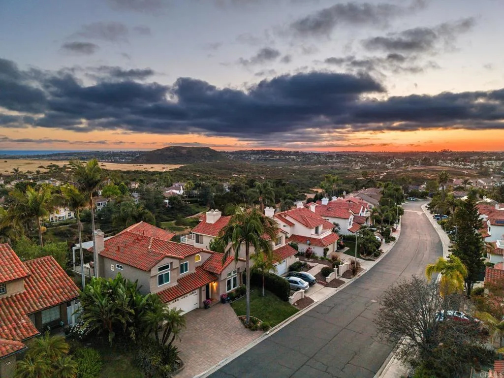 https://cdn.realtyfeed.com/cdn/127/306733825/cabe377ebfe266e0dd80b22ad26d18e3.webp