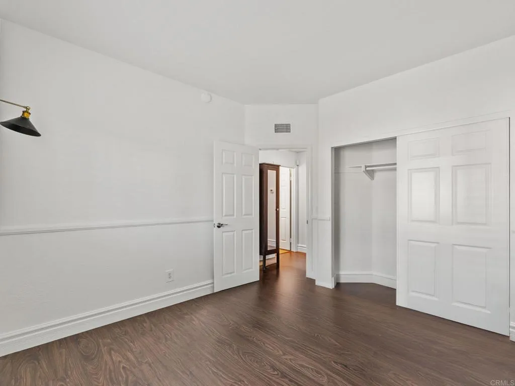 https://cdn.realtyfeed.com/cdn/127/306733825/f41679633e2d98e1ffb84d9f0c9615d4.webp