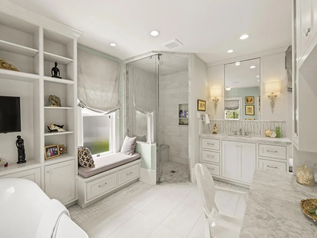 https://cdn.realtyfeed.com/cdn/127/306733865/15efd0209f1f9a7d3131c50a2695c34f.webp