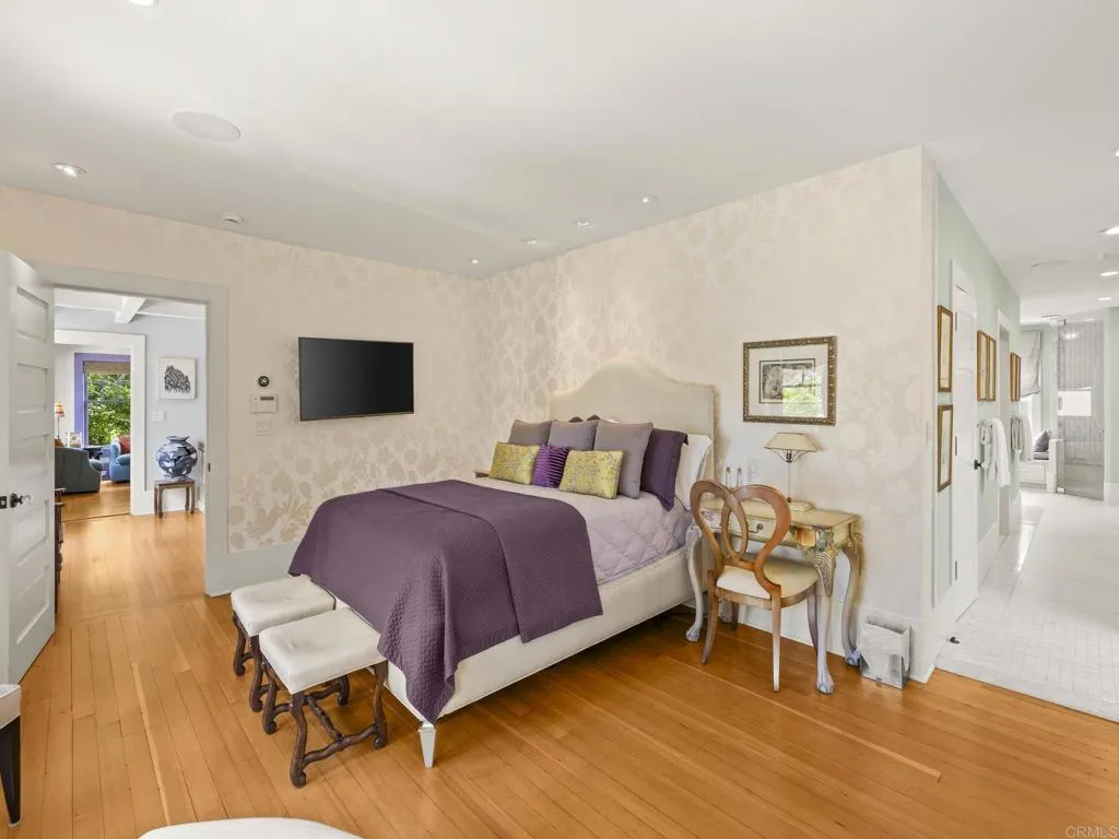 https://cdn.realtyfeed.com/cdn/127/306733865/90d1cbd93dd6b6f798d2cefd40df85b3.webp