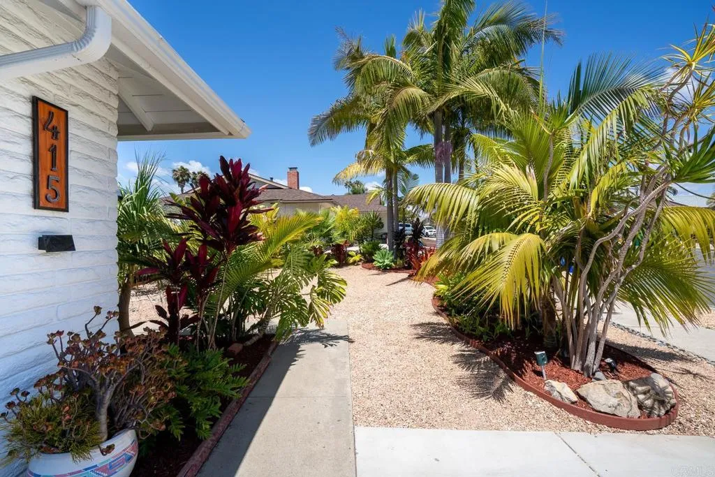 https://cdn.realtyfeed.com/cdn/127/306733880/38d52195ca19ed3fc103cad6b0840f95.webp
