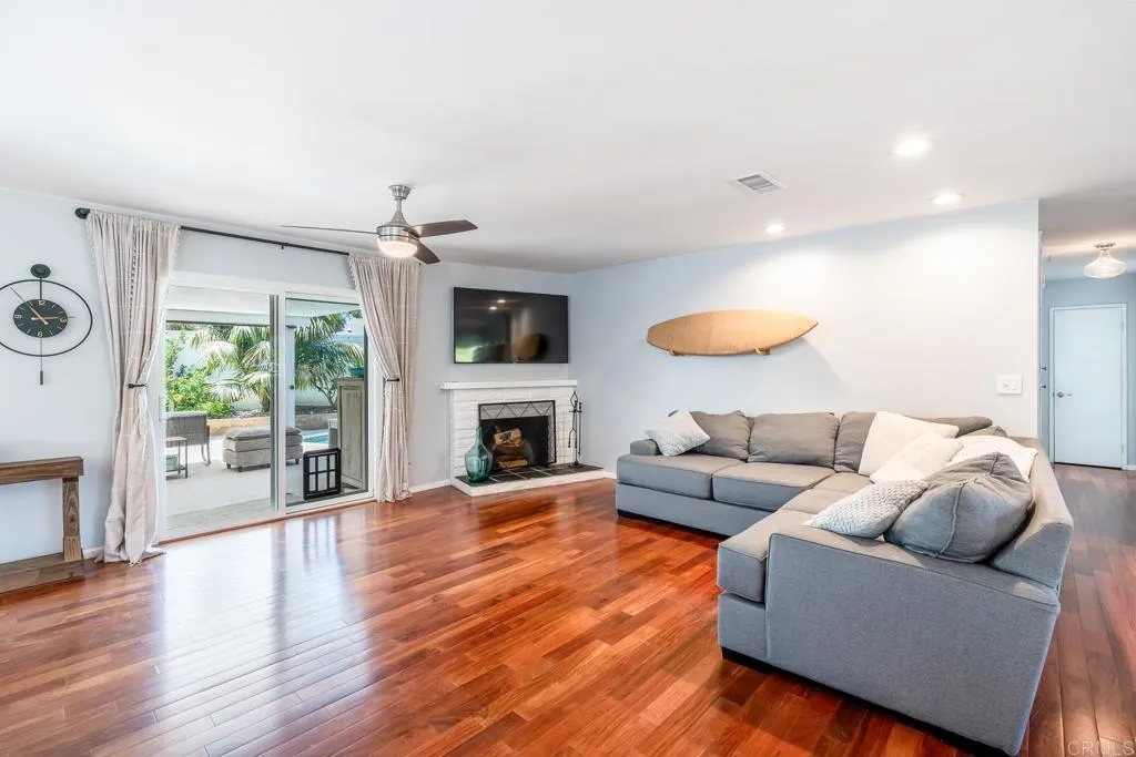 https://cdn.realtyfeed.com/cdn/127/306733880/51daa6dacf6ae4bd3557258dfcd18cd9.webp
