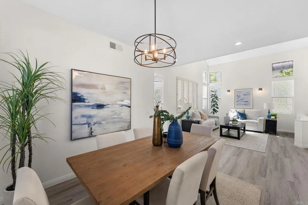 https://cdn.realtyfeed.com/cdn/127/306733883/0b7abd22b901c58ce0ab0752653a5544.webp