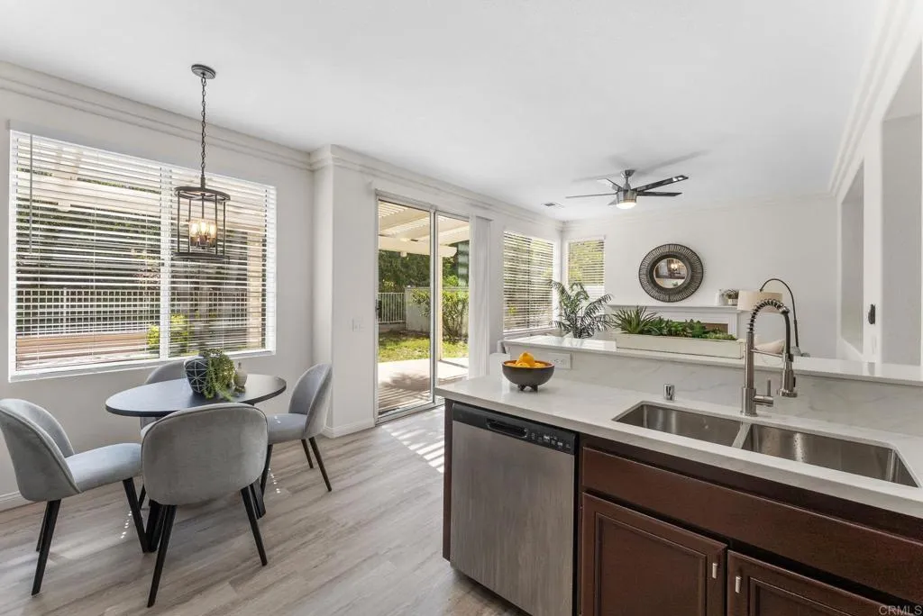 https://cdn.realtyfeed.com/cdn/127/306733883/1c614eccfd7c8567ce53c1416c19bc05.webp