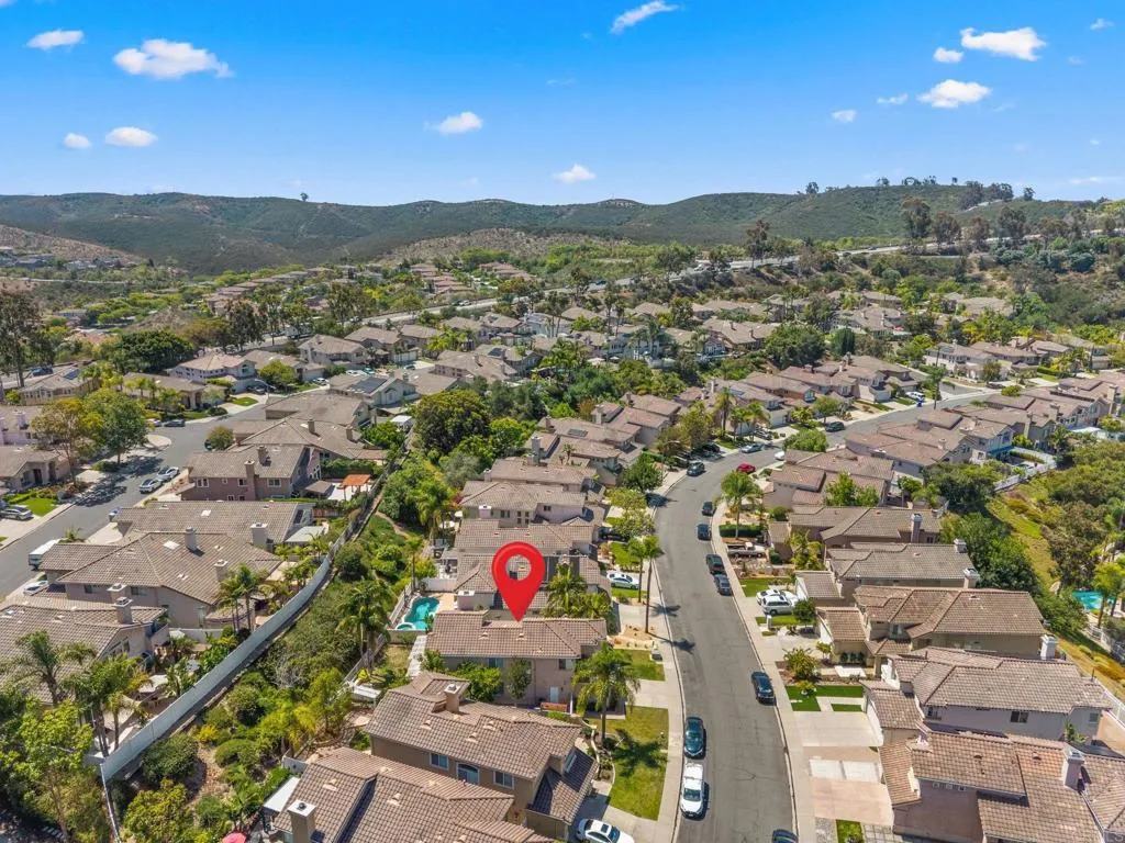 https://cdn.realtyfeed.com/cdn/127/306733883/bcf0afc2d5ce4ca88af504eaa01a005e.webp