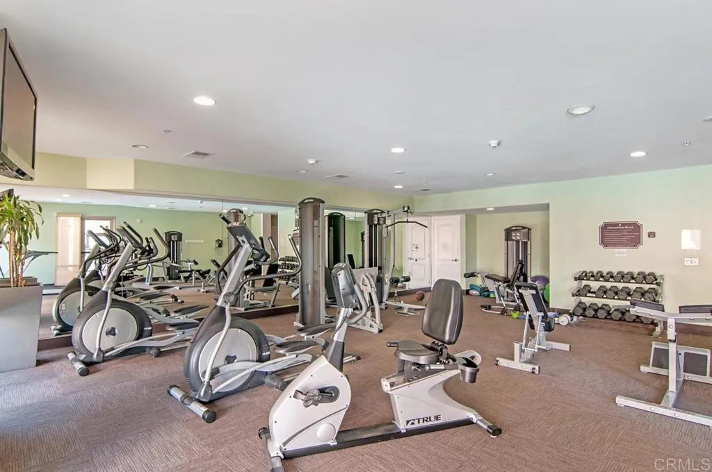 https://cdn.realtyfeed.com/cdn/127/306733891/287bf37d0a5f7c34c5f0f58ecd8a79e4.webp