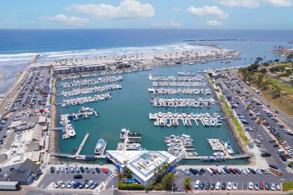 https://cdn.realtyfeed.com/cdn/127/306733891/57db005bb053df755f5810b4888482a9.webp
