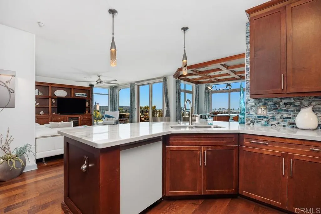 https://cdn.realtyfeed.com/cdn/127/306733891/8a94f122fdb1668f23c20b5cf5c3247e.webp