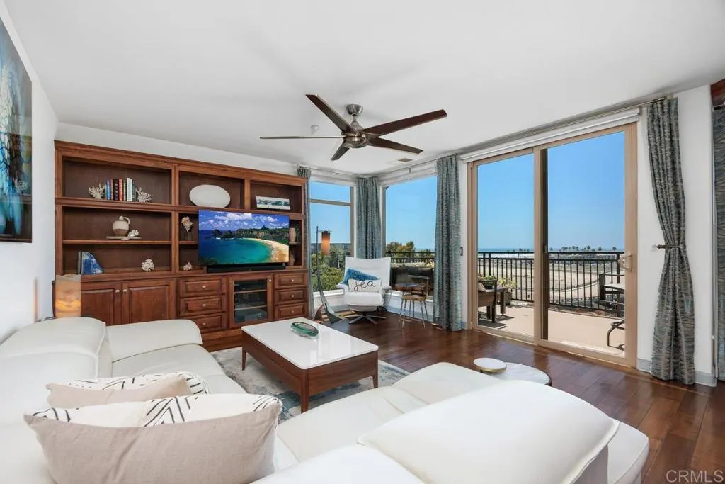 https://cdn.realtyfeed.com/cdn/127/306733891/8fd5c1ff2dc9d6d423b13eaaf138d596.webp