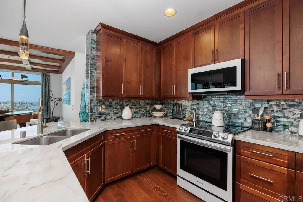 https://cdn.realtyfeed.com/cdn/127/306733891/fffb3d348f4d254ac68152d342dd3778.webp