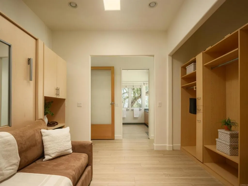 https://cdn.realtyfeed.com/cdn/127/306733928/0f6bc4c3c0161ba646c25170e2018fcd.webp