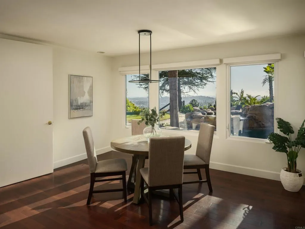 https://cdn.realtyfeed.com/cdn/127/306733928/341a89462390e8bab89077d62a8ebbf2.webp