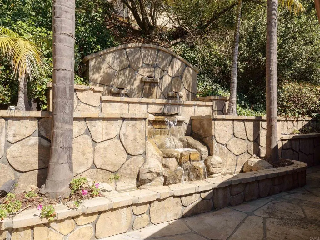 https://cdn.realtyfeed.com/cdn/127/306733928/a46e0748fa80acdde9b9b30a83c03310.webp